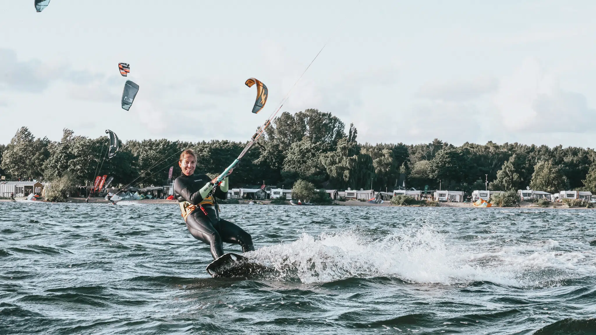 kitesurfing hel
