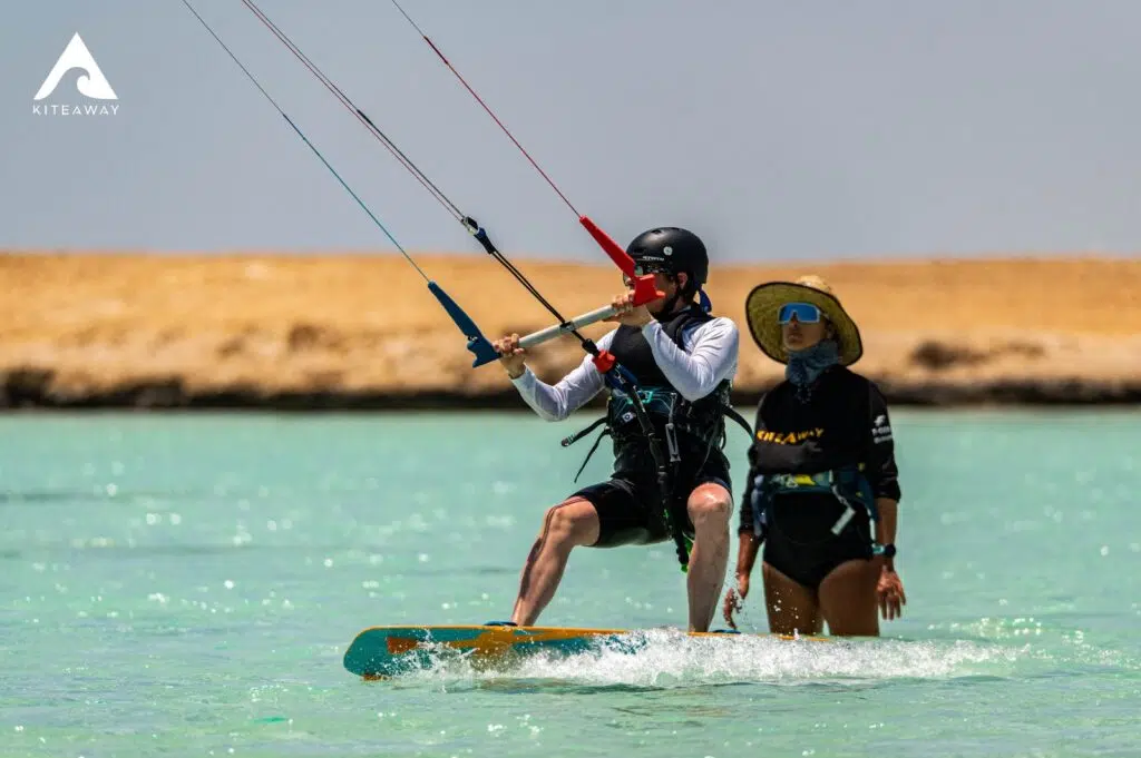 przygoda z kitesurfingiem