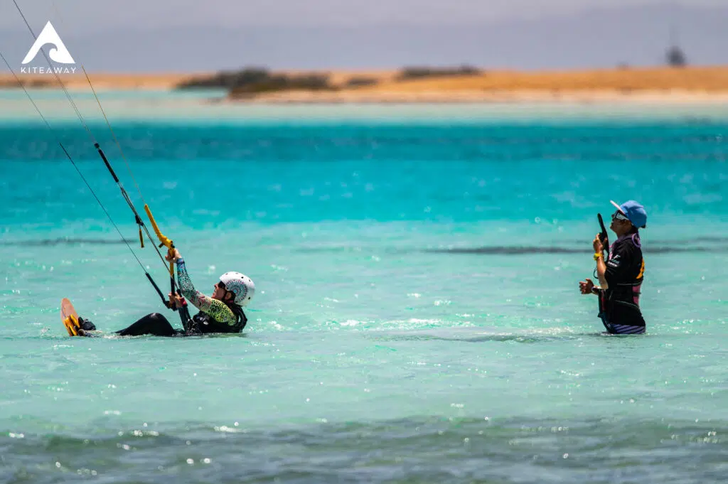 jak zacząć przygodę z kitesurfingiem