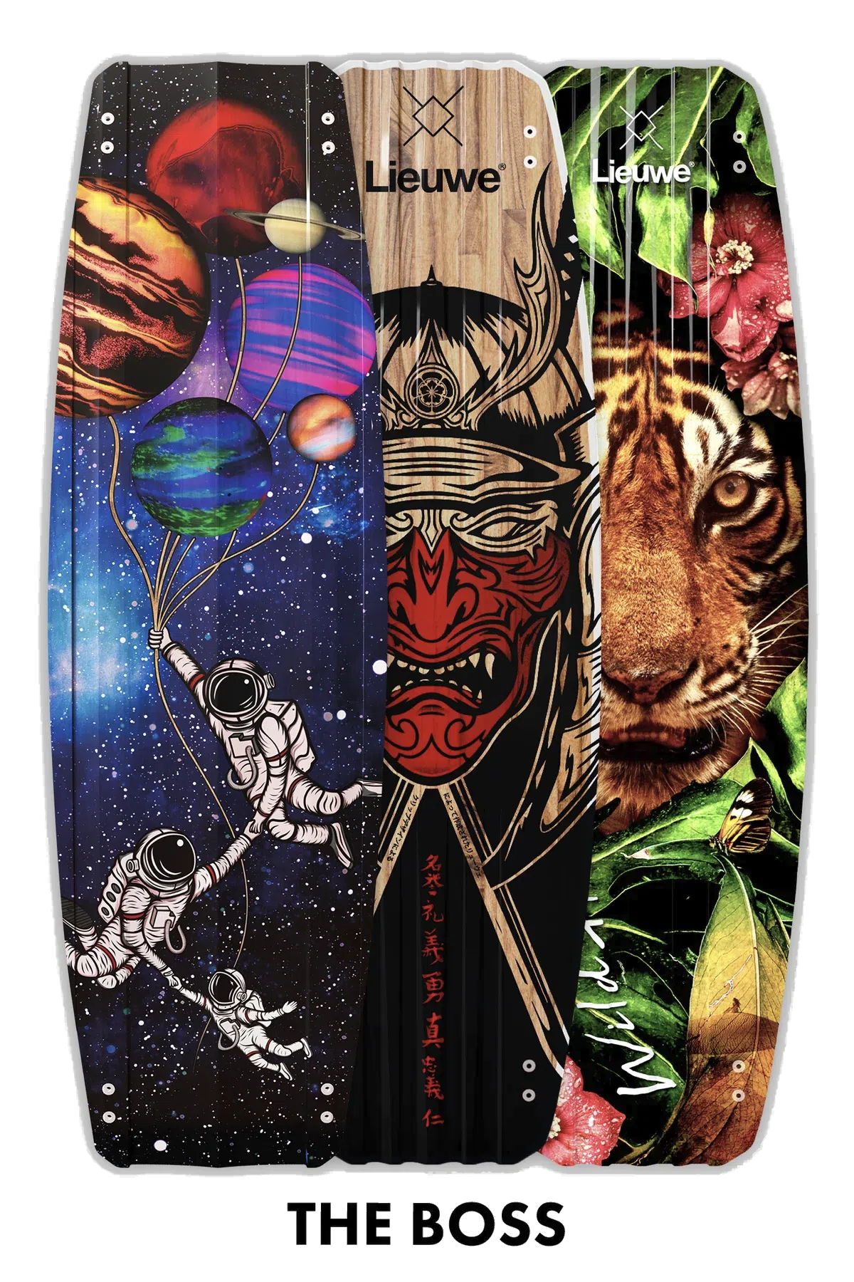 Trzy kolorowe deski do kitesurfingu: jedna z astronautami w kosmosie, jedna z ozdobną maską i jedna z twarzą tygrysa i zielonymi liśćmi.